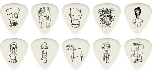 Set 10 "Joe Satriani signature" picks, vit färg. Medium kaliber (0.70mm). D'ADDARIO®